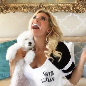 Tops, T-shirt, v-neck